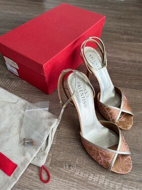 Vintage Valentino garavani heels
